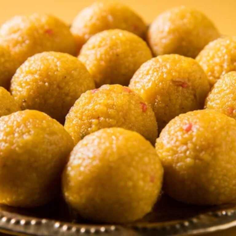 RR Sweets & Savories in Tirunelveli